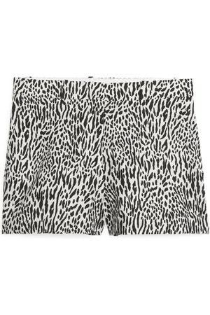 ARKET Leinen-Shorts - Beige|Schwarz|Mehrfarbig