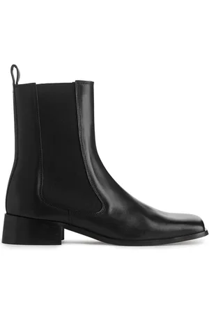 ARKET Chelsea Boot Mit Eckiger Spitze