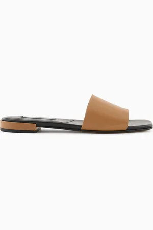 Giorgio Armani X 10 Corso Como flache Sandalen aus Kalbsleder