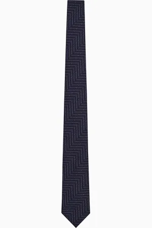 Emporio Armani Krawatte aus reiner Seide mit Schriftzug und Chevron-Motiv in Jacquard-Stoff-Verarbeitung