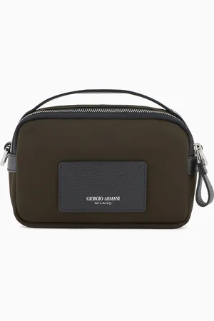Giorgio Armani ASV Crossbody Bag im Mini-Format aus Nylon und Leder