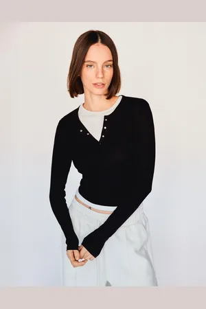 Bershka Langärmliges Shirt Mit Rundem Ausschnitt Und Kurzer Knopfleiste Damen Xs Schwarz
