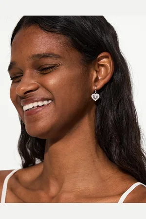 Bershka 8er-Pack Glänzende Ohrringe Damen Silber