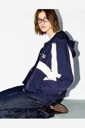 Bershka Jacke Aus Funktionsstoff Mit Kapuze Damen Xs Marinenblau