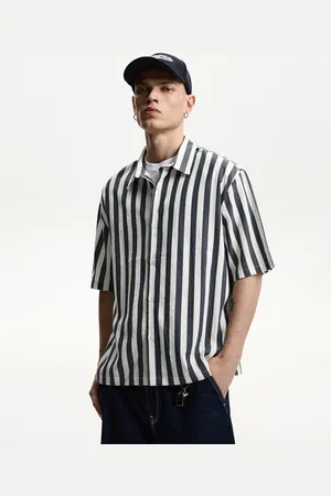 Bershka Relaxed-Fit-Hemd Mit Kurzen Ärmeln Herren Xs Dunkelgrau