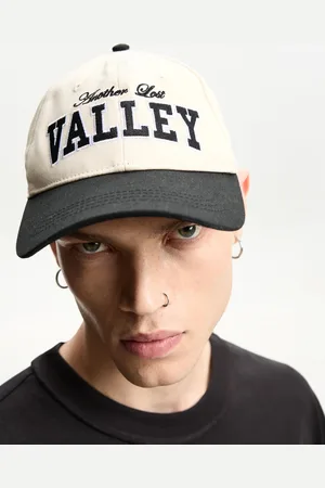 Bershka Varsity-Basecap Mit Stickerei Herren Sandfarbe