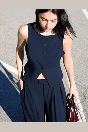 Bershka Körpernah Geschnittene Weste Damen Xs Marinenblau