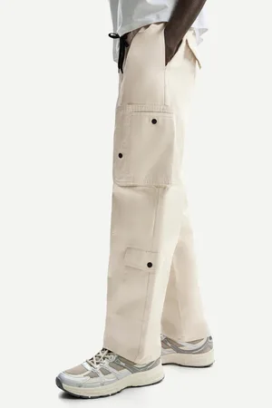 Bershka Wide-Leg-Hose Mit Mehreren Cargotaschen Herren Xs Sandfarbe