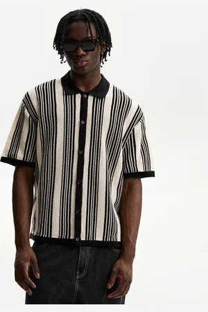 Bershka Hemd Mit Kurzen Ärmeln Strukturmuster Und Streifen Herren Xs Weiss / Schwarz