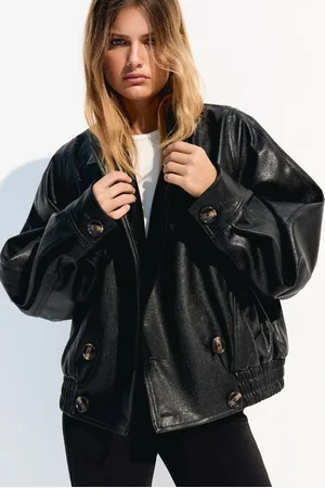 Bershka Kunstlederjacke In Wickeloptik Damen M Schwarz