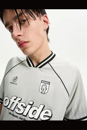 Bershka Sportliches T-Shirt Mit Kurzen Ärmeln Und Print Herren Xs Grau