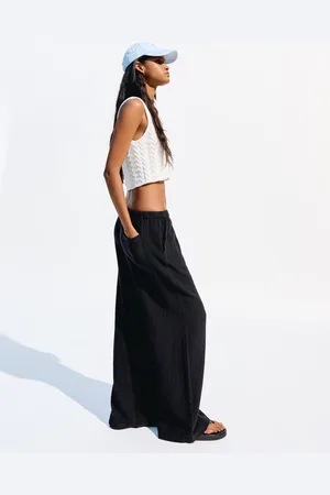 Bershka Rustikale Wide-Leg-Hose Aus Doppeltem Gewebe Damen Xs Schwarz