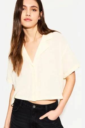 Bershka Rustikales Hemd Mit Kurzen Ärmeln Und Strukturmuster Damen Xs Gelb