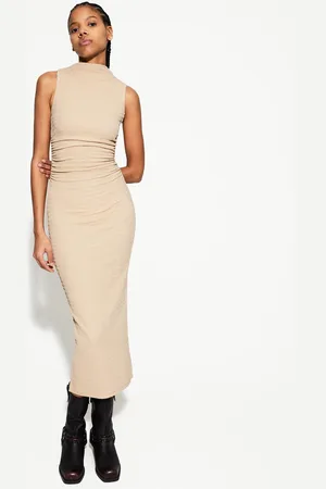 Bershka Figurbetontes Midikleid Mit Strukturmuster Damen Xs Sandfarbe