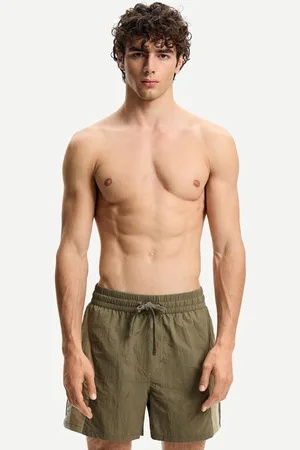 Bershka Badeshorts Im Boxy-Fit Herren S Khaki