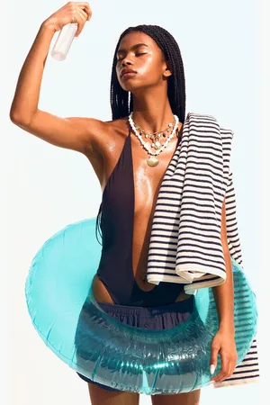 Bershka Halskette Mit Muschel Und Verlag Damen Gold