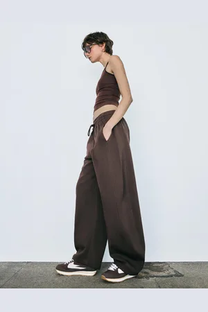 Bershka Barrel-Fit-Hose Aus Plüsch Damen Xs Braun