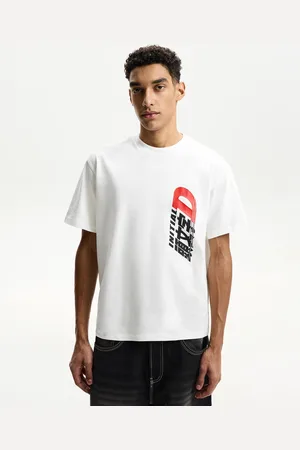 Bershka T-Shirt Initial D Mit Kurzen Ärmeln Und Print Herren Xs Weiss