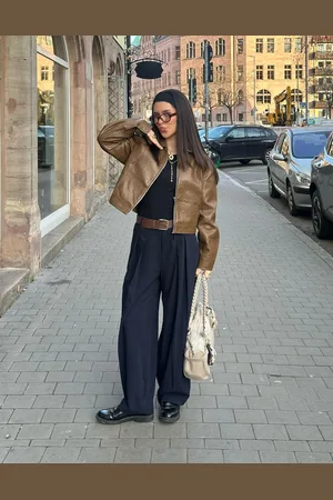 Bershka Tailoring-Hose Im Balloon-Fit Damen 32 Marinenblau