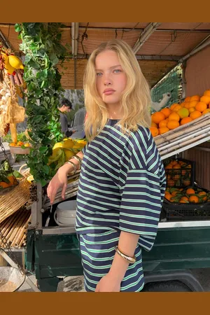 Bershka T-Shirt Im Boxy-Fit Mit Kurzen Ärmeln Damen S Marinenblau