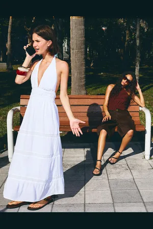 Bershka Neckholder-Kleid Mit Rüschen Damen Xs Weiss