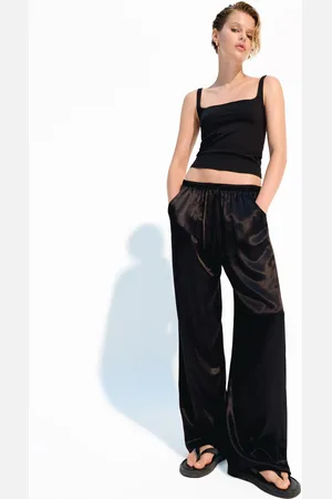 Bershka Wide Leg Joggerhose Aus Satin Damen Xs Schwarz