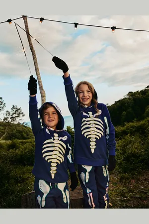 Boden Leuchtender Halloween-Kapuzenpullover
