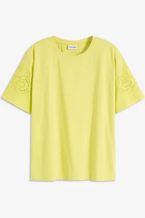 bonprix T-Shirt mit Lochstickerei