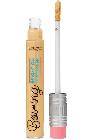 Benefit BOI-ING BRIGHT ON