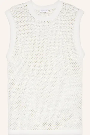 Mrs & HUGS Stricktop
