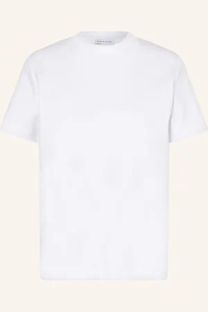 Mrs & HUGS T-Shirt