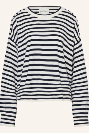 Closed Pullover