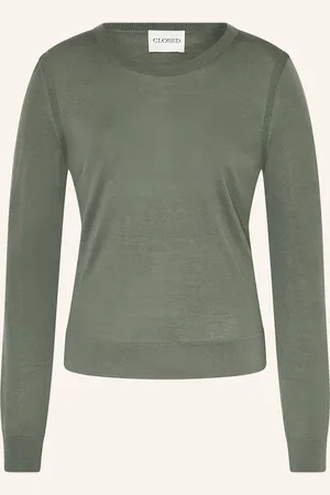 Closed Pullover