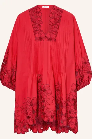 Sandro Kleid mit Lochspitze