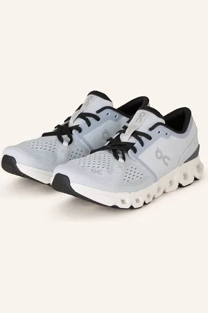 On Running Fitnessschuhe CLOUD X 4