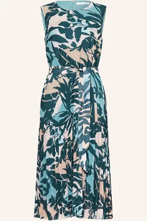 Betty & Co Kleid mit Plissees