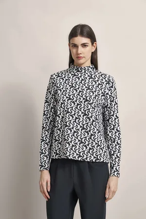 Bugatti Langarmshirt mit grafischen Mustern in