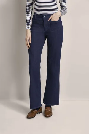 Bugatti Jeans mit Bügelfalte in