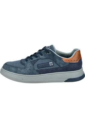 Bugatti Sneaker im urbanen Look in