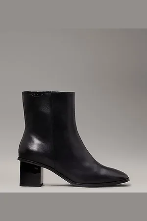 Calvin Klein Kniehohe Ankle Boots aus Leder mit quadratischem Zehenbereich