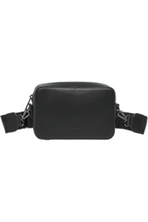 Comma, Crossbody