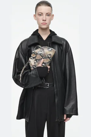 COS Kleine Cavatelli Clutch