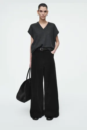 COS Cordhose Mit Weitem Bein