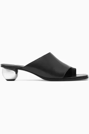 COS Mules Aus Leder Mit Skulpturalem Absatz