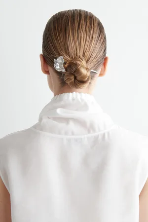 COS Haarnadel Mit Floralem Element
