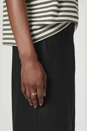 COS Markanter Gehämmerter Ring