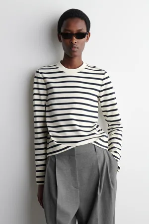 COS Schlichtes Langarmshirt Mit Normaler Passform