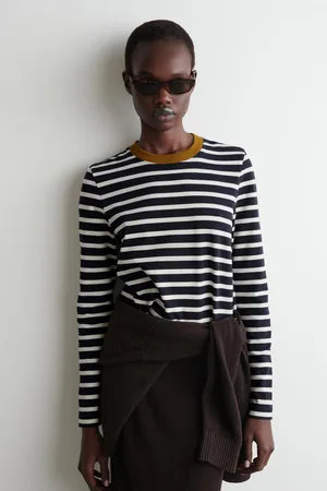 COS Schlichtes Langarmshirt Mit Normaler Passform
