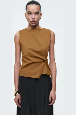 COS Top Mit Twist-Detail