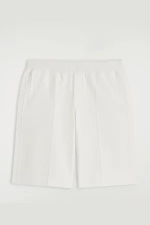 COS Elastische Strickshorts